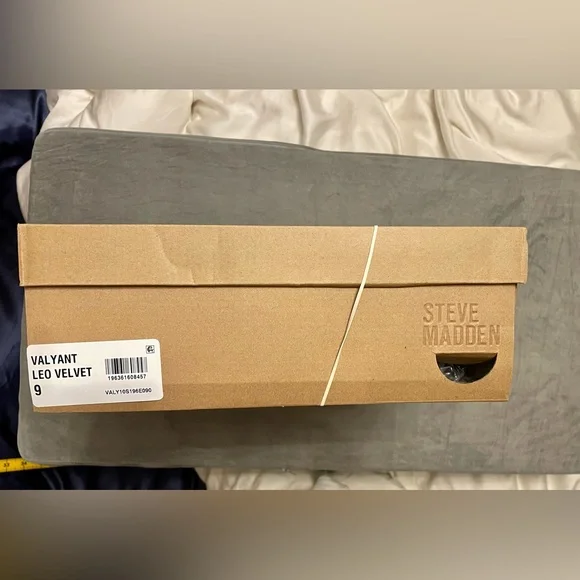 Steve Madden animal print toe boot. 9M. NWB. - Picture 9 of 9